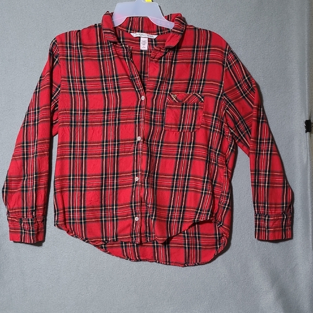 Victoria's Secret Women's Red Plaid Long Sleeve Pajama Shirt Top - Size Medium